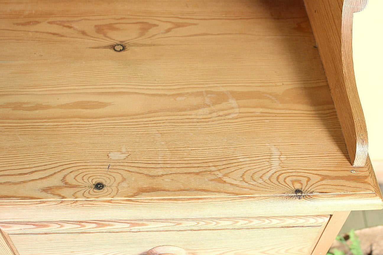 UK Delivery - Farmhouse Pine Chest Of Drawers With Blemishes - Furniture