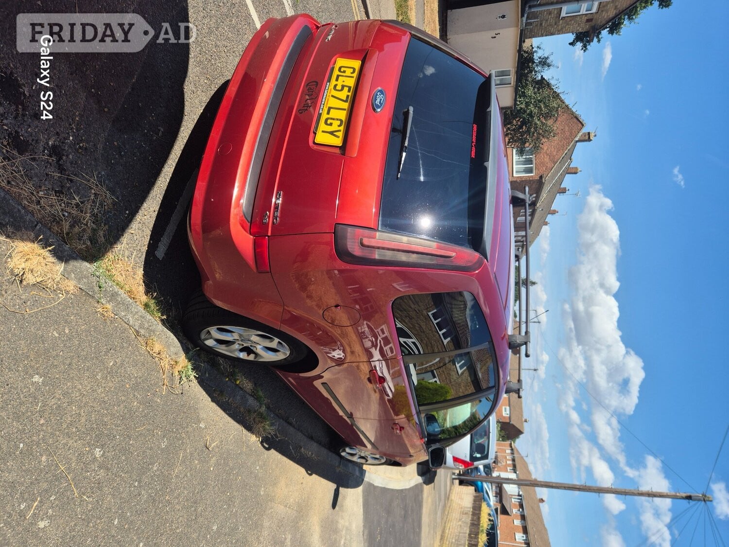 [ berth ]Ford C-MAX