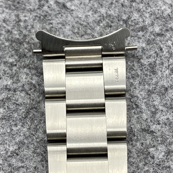 Rolex 'oysterlock' oystersteel bracelet only.