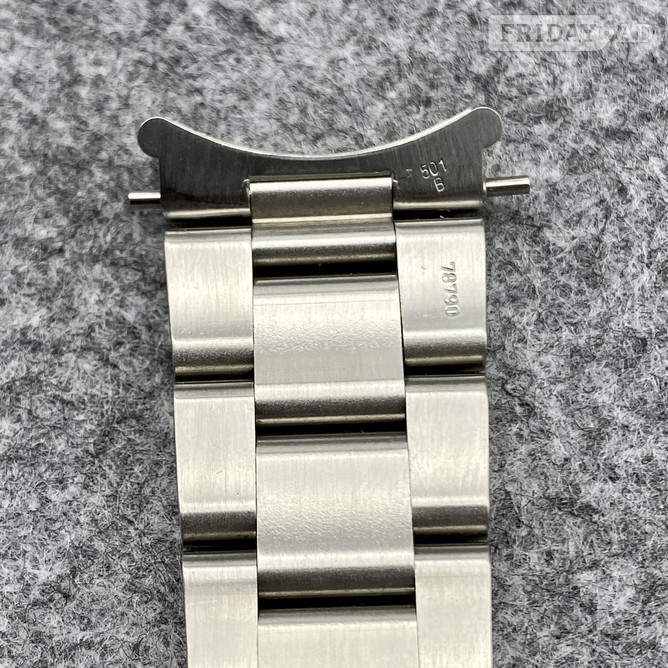 Rolex oysterlock steel bracelet only.