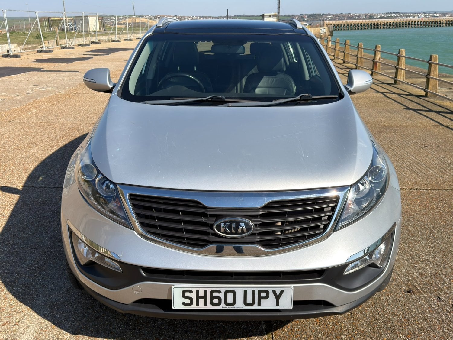 2010 Kia Sportage 2 - New Years MOT - Panoramic Roof - ISOFIX in Brighton