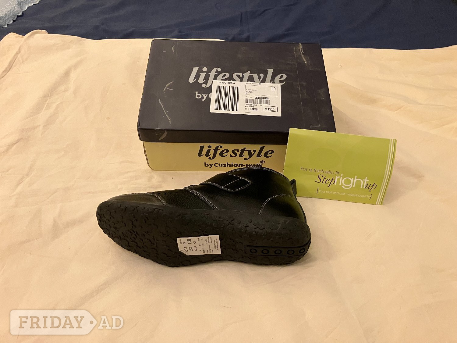 Portsmouth Ladies Black shoes Lifestyle By Cushion Walk