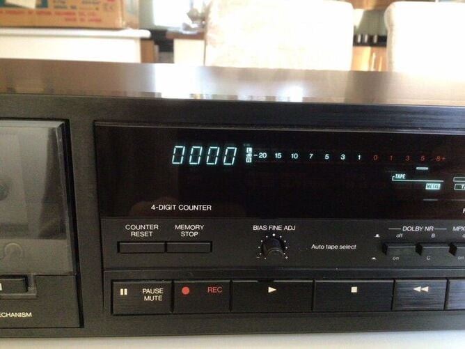 Worthing Denon DR-M 33 cassette deck.