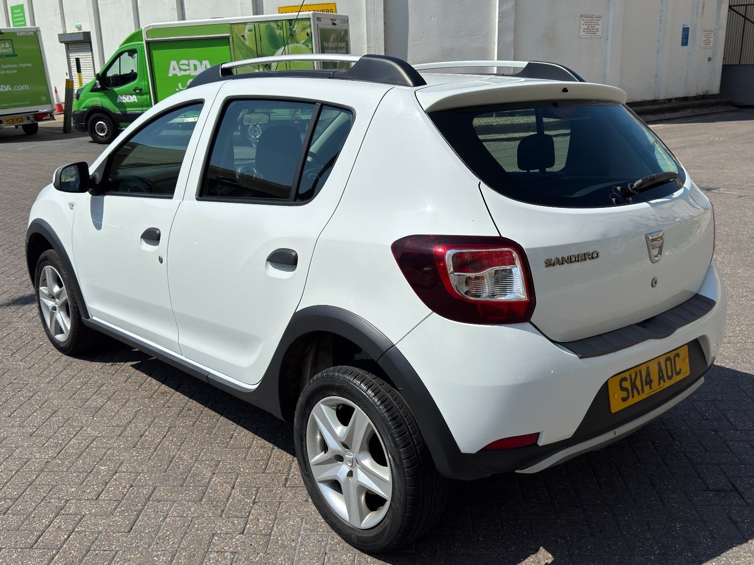 2014 Dacia Sandero Stepway Ambiance - £20 Road Tax - Eco Drive Mo - Cars in Brighton