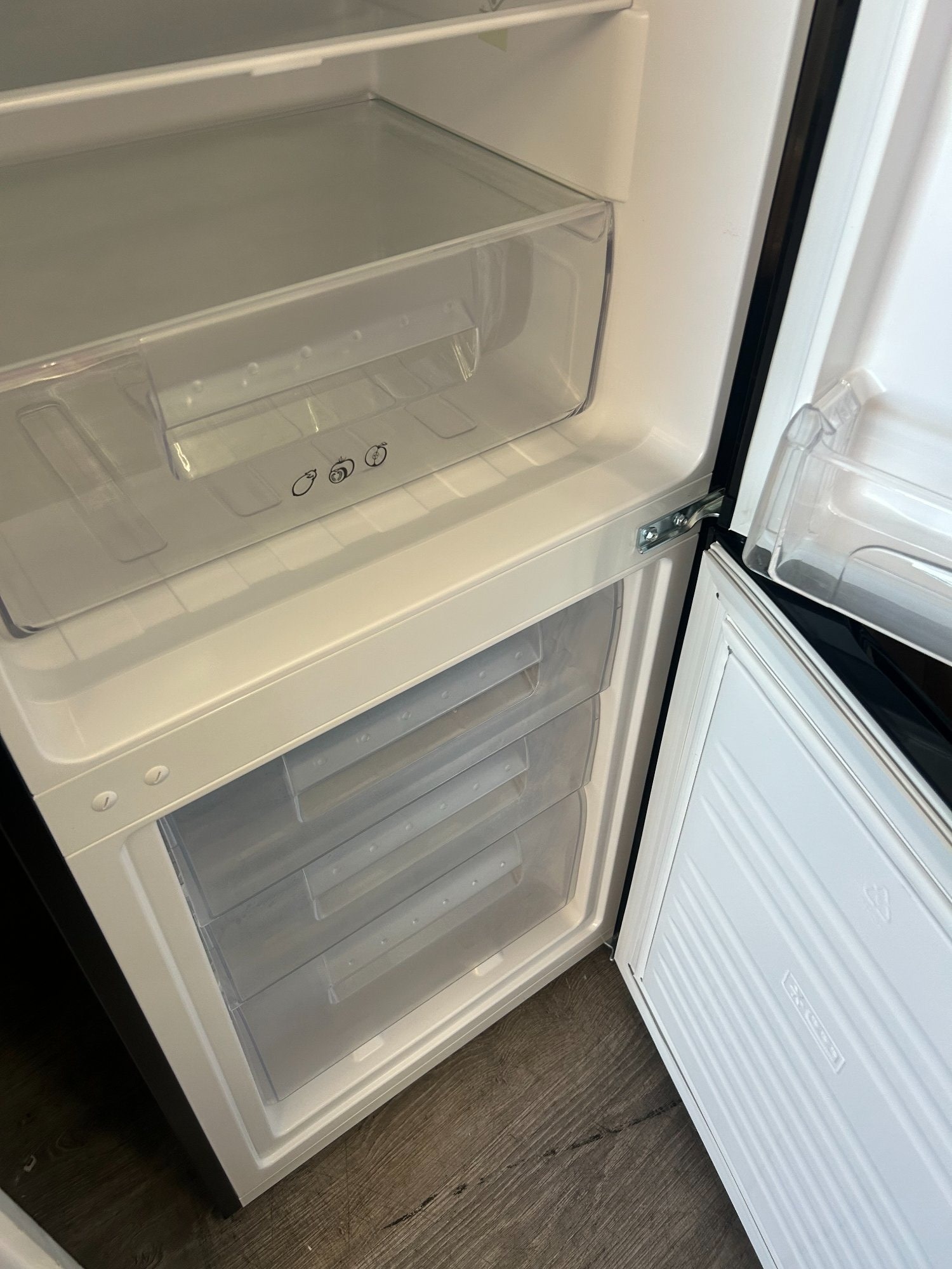 St. Leonards-On-Sea CANDY 50/50 FRIDGE FREEZER