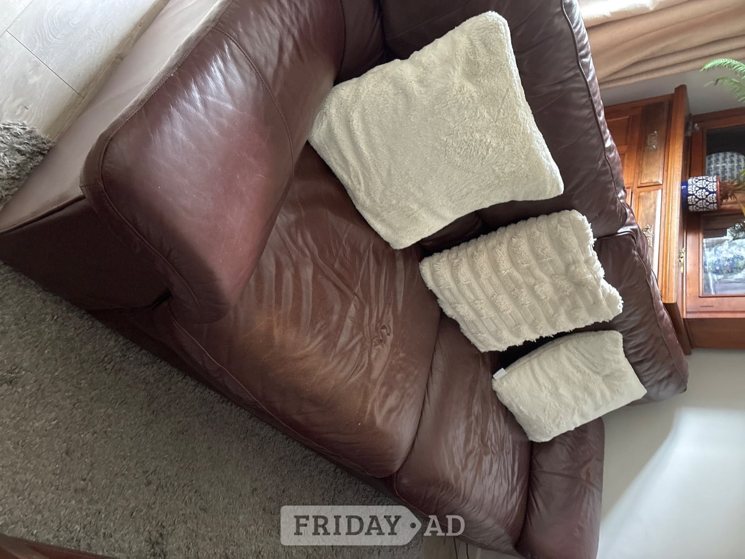 Leather sofa 4 seater extremely comfortable. in Crowborough