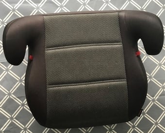 2 Kids Car Booster Seats