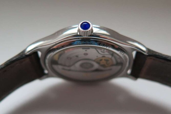 Worthing Zenith Elite Class 6 wristwatch.
