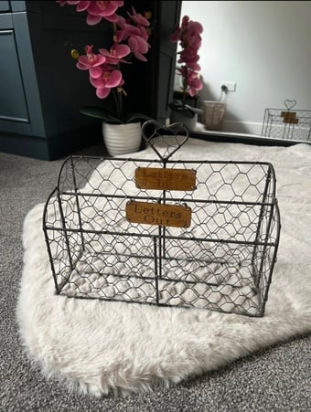 Metal Letter Organiser 