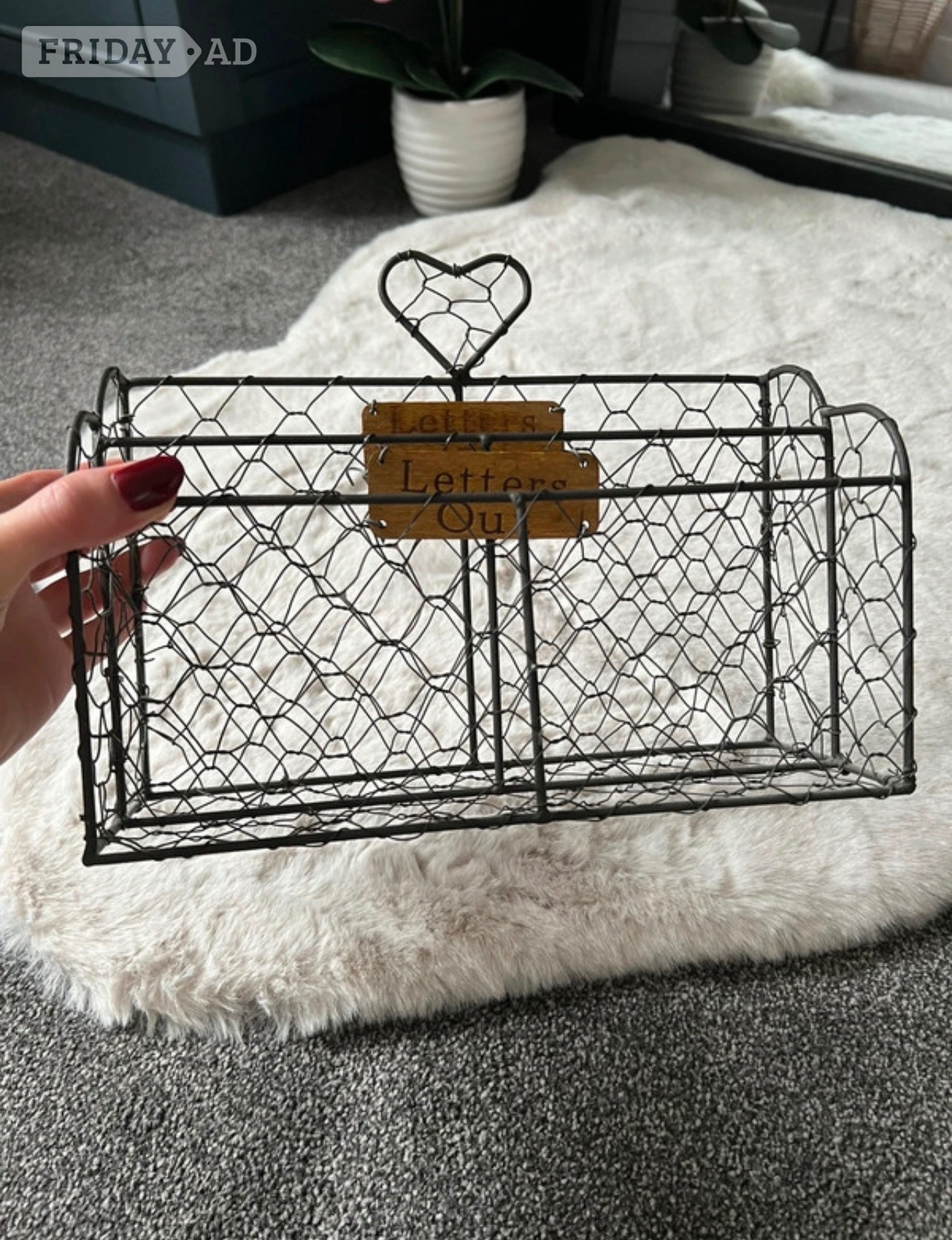 Metal Letter Organiser 