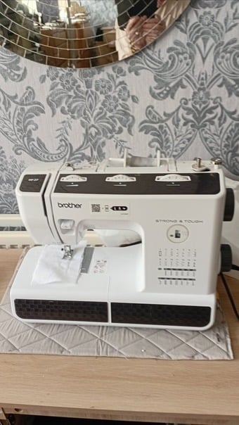 Brother hf 27 strong tough sewing machine 