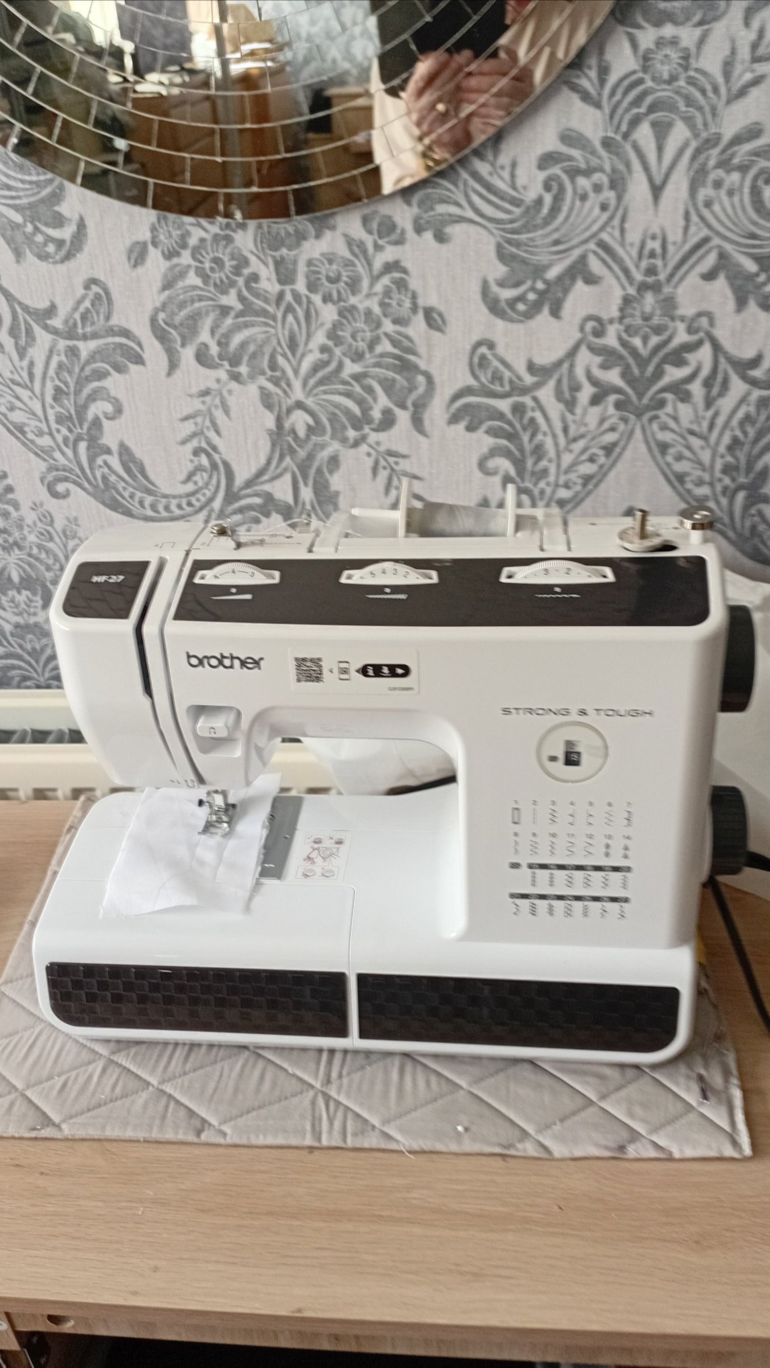 Brother hf 27 strong tough sewing machine  in Canterbury