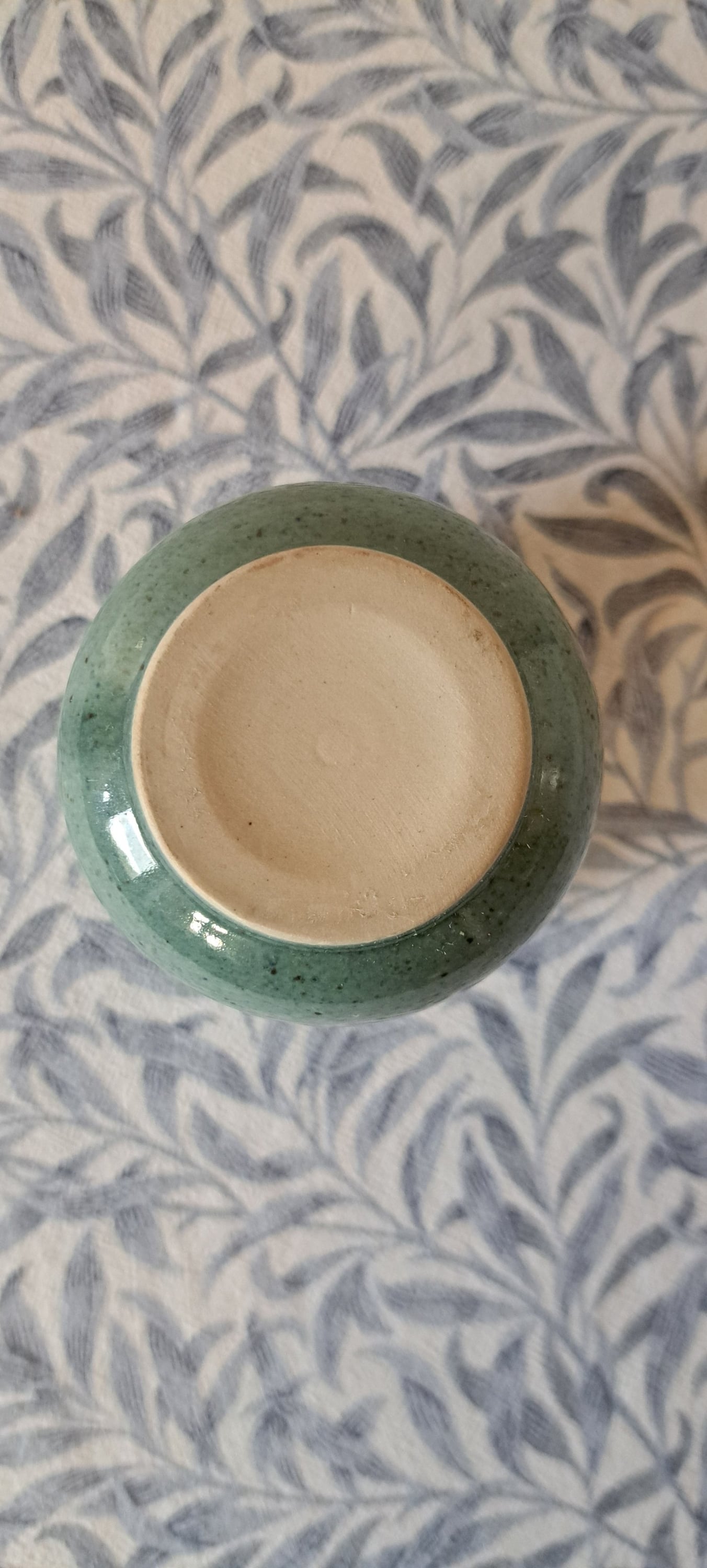 CERAMIC AROMATIC ESSENTIAL OIL BURNER DIFFUSER.  HANDMADE - Home Decor in Hartley Wintney