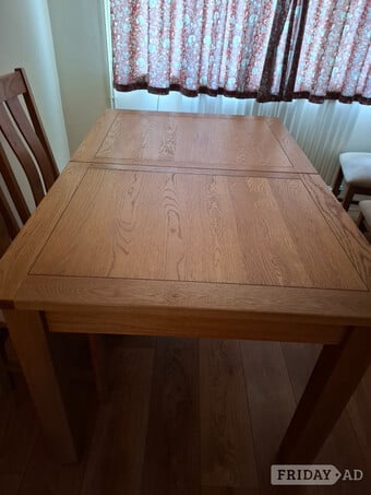 Solid oak dining table 