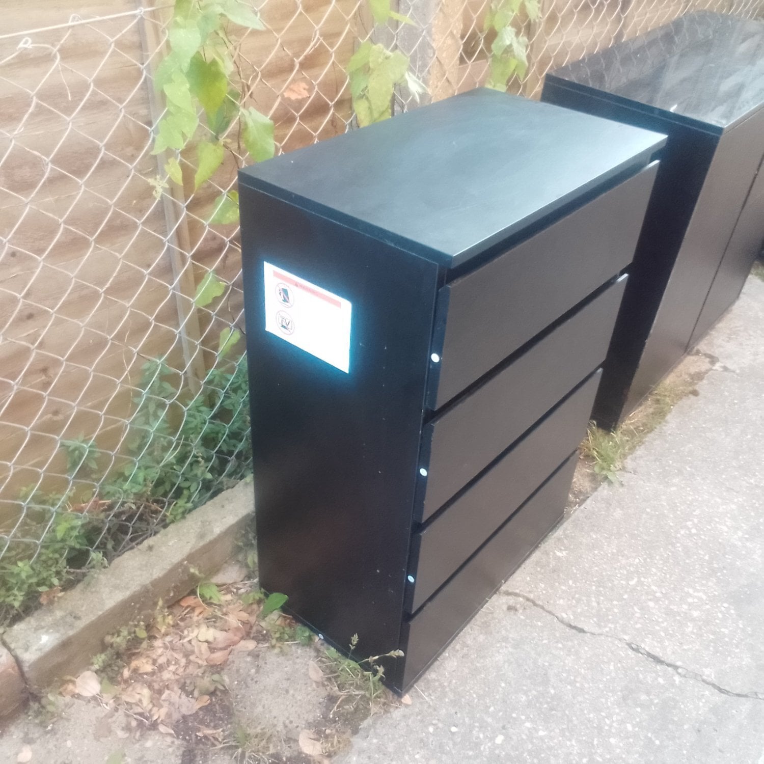 YouCabinet and chest of drawers 
