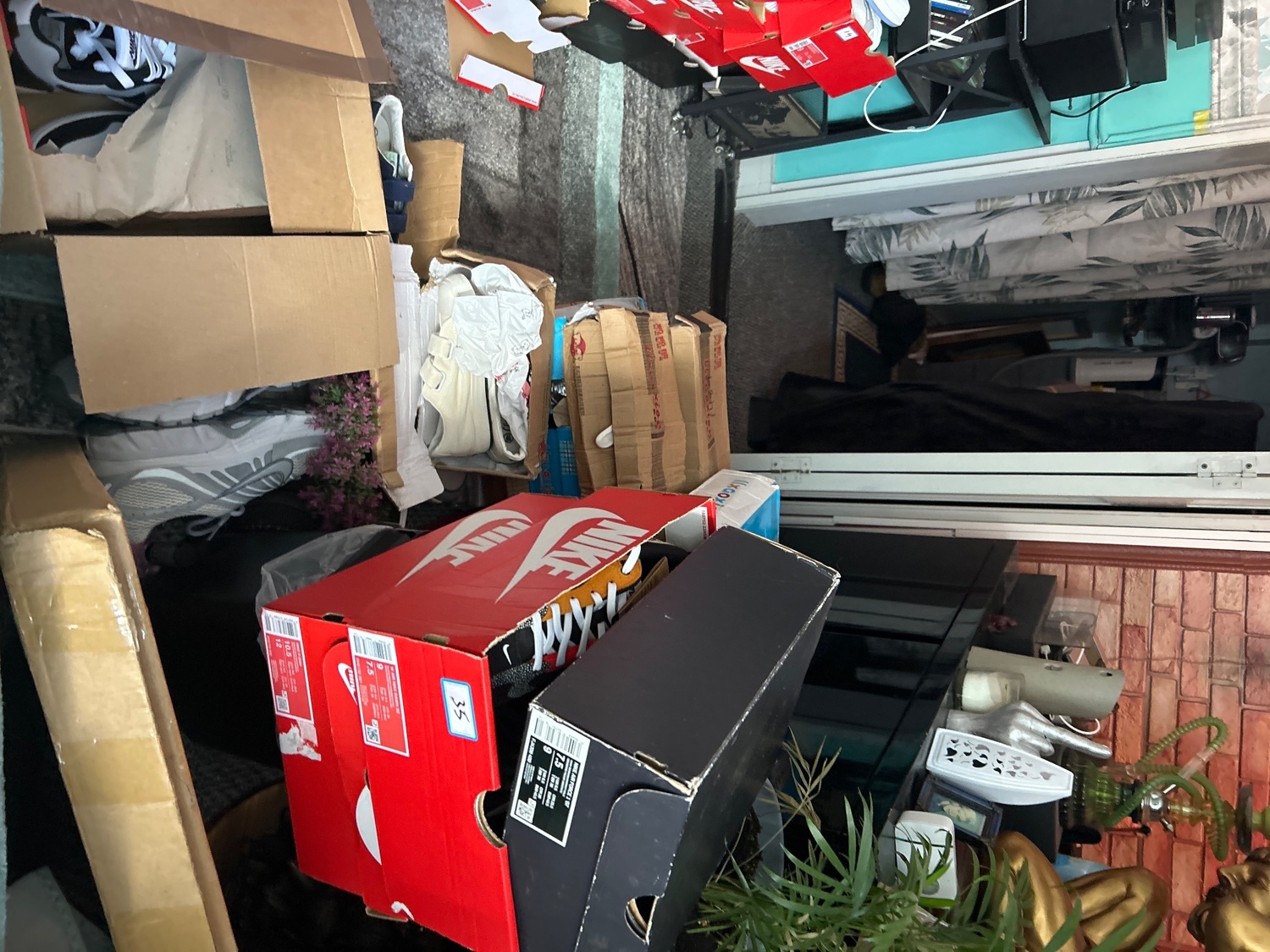 Nike trainers all sizes in boxes with QR code