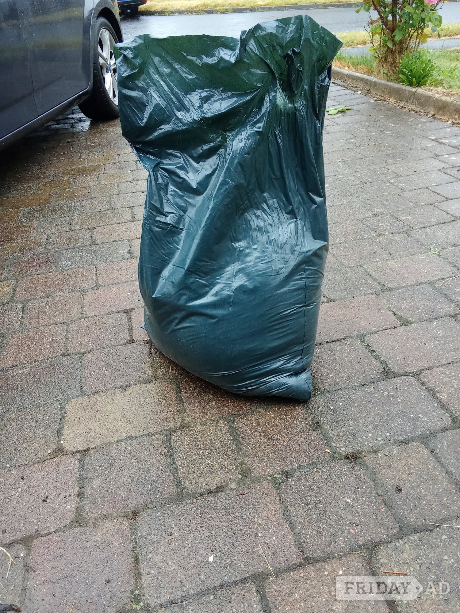 Top soil second hand, bagged up