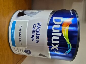 Dulux Grey Chic Shadow matt paint 2.5 
