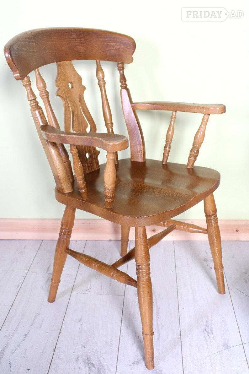 2 Second-Hand Fiddle Back Farmhouse Carver Chairs