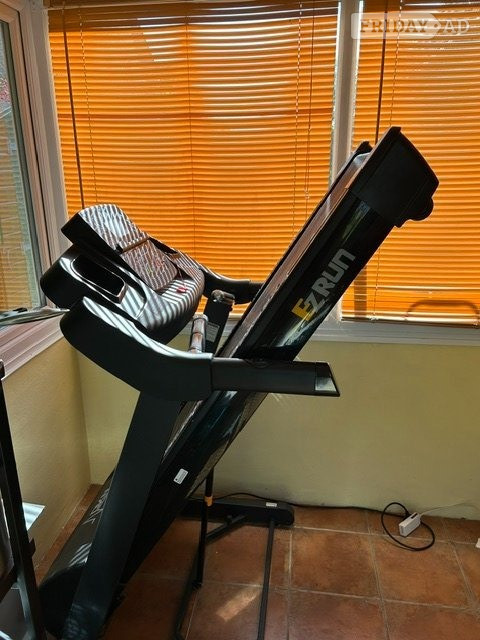 DKN EZRun treadmill  - Sports Equipment