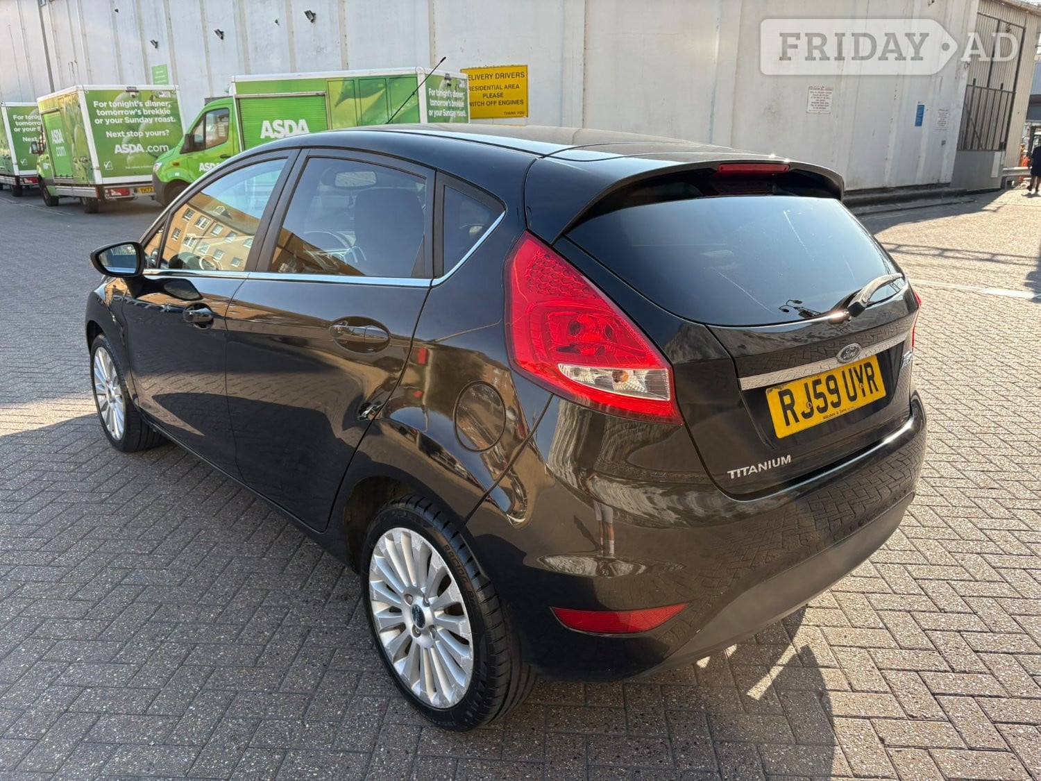 2009 Ford Fiesta Titanium - New Years MOT - ULEZ Compliant - Crui - Cars in Brighton