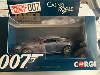 Corgi 007 Aston Martin DBS