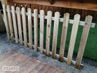 ROUND TOP PICKET FENCE PANELS FROM £38