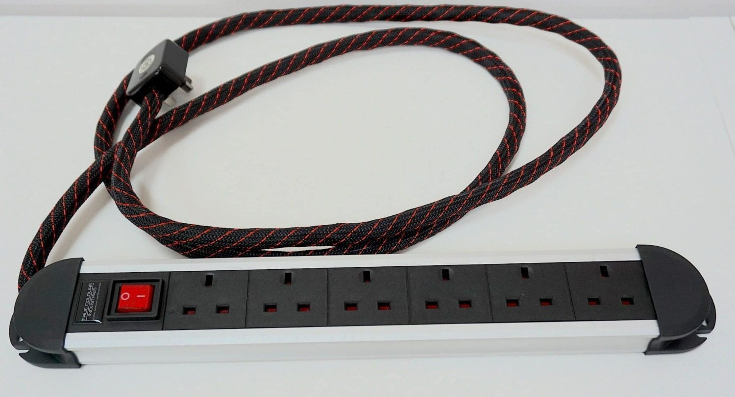 Worthing WANTED: True colours industries - constrictor 6 way mains block.
