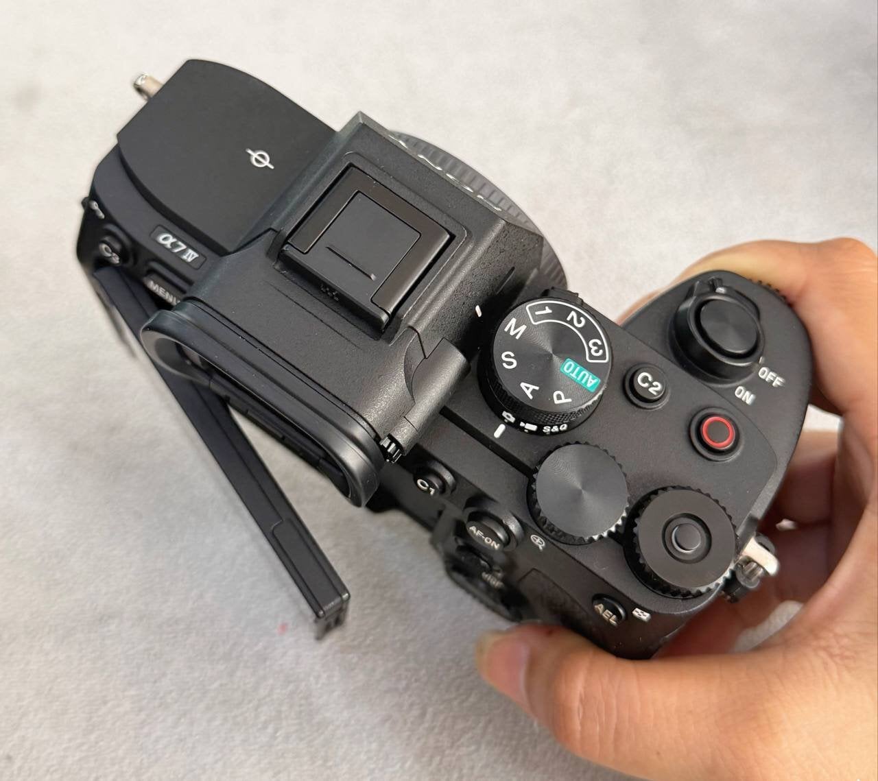 Sony A7 IV ILCE-7M4 – Excellent Condition – Accessories Include