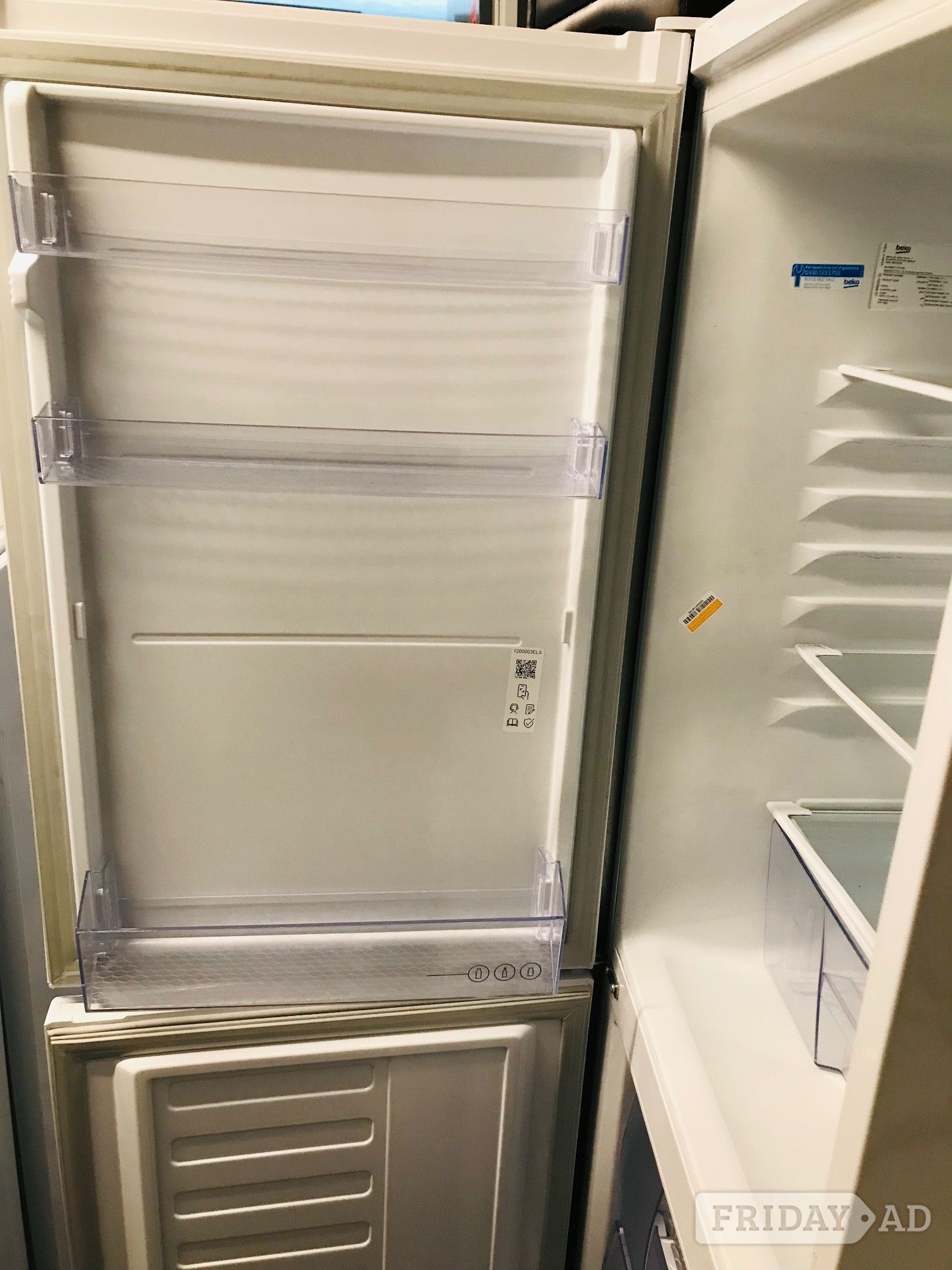 Buckingham Beko 2M tall fridge freezer as new 