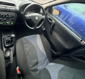 Vauxhall Corsa B 