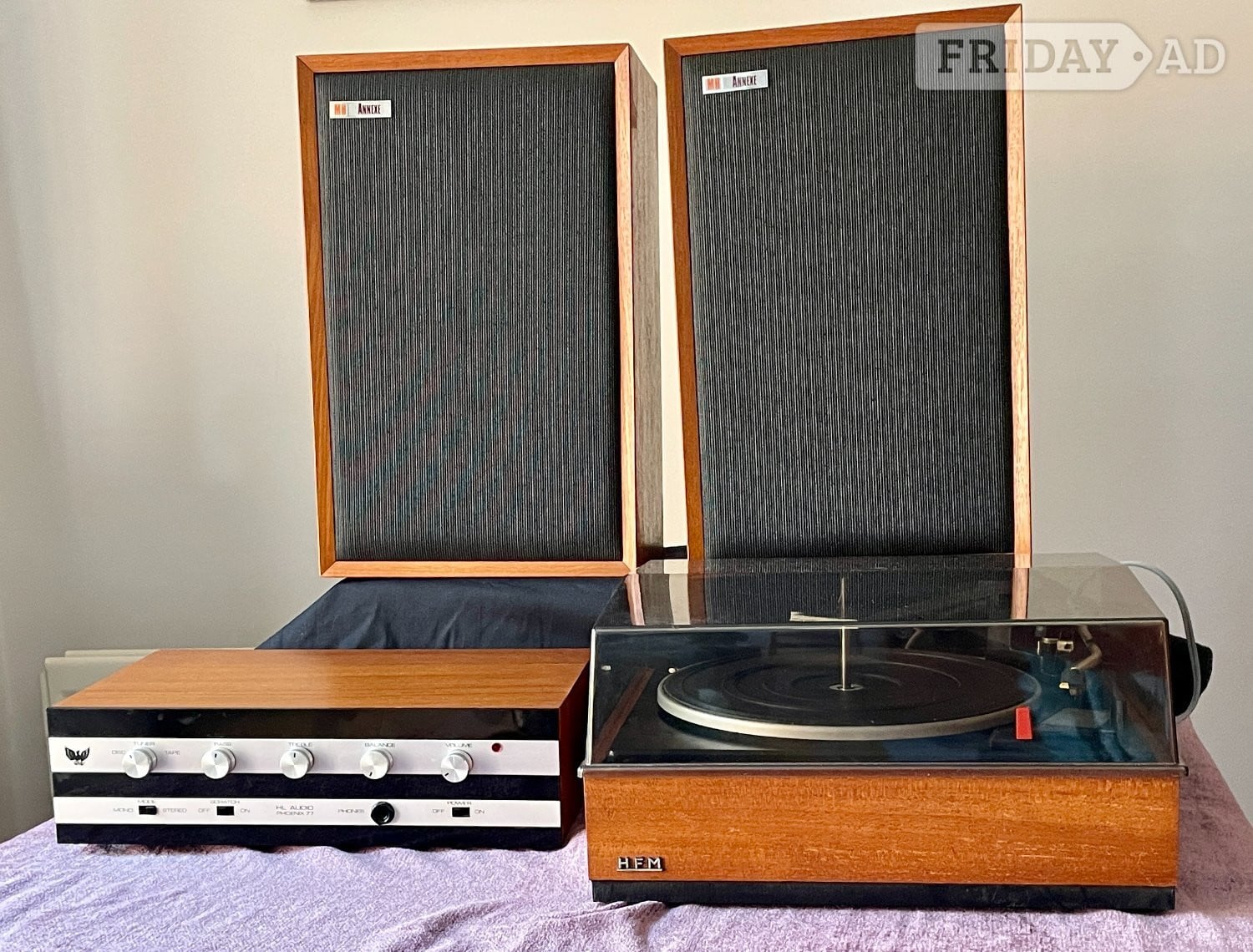 1970’s  Stereo System.  Speakers, Stereo Amp and record deck in Southampton