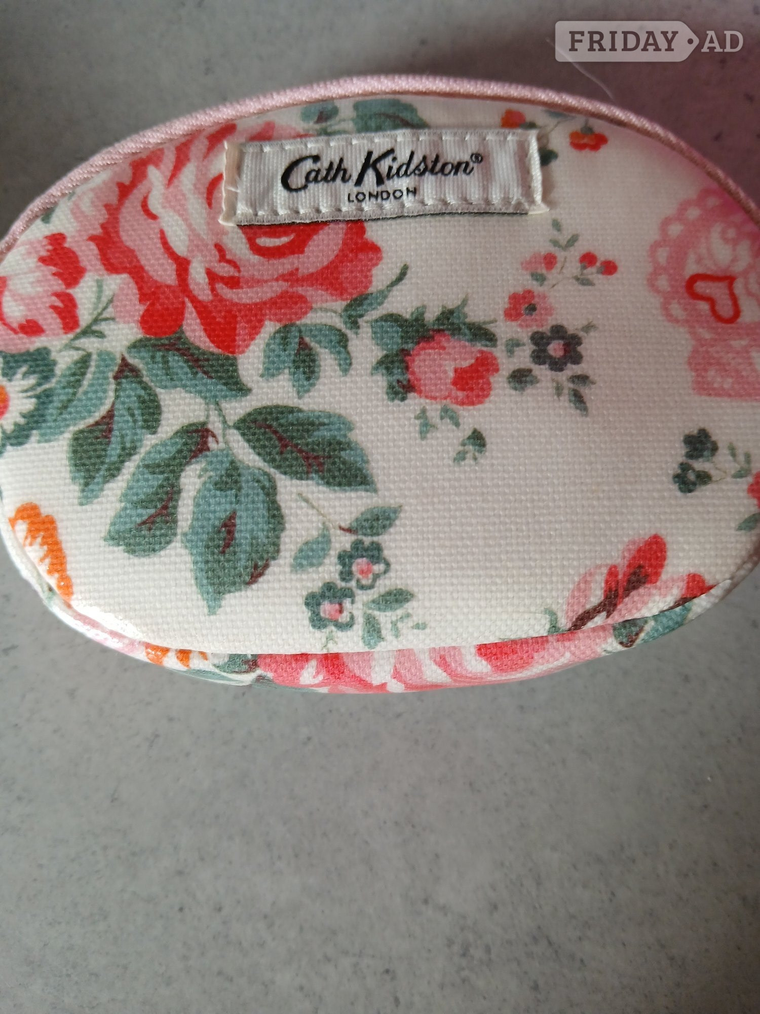 Tunbridge Wells Genuine mk bag and purse and cath kidson coin purse and 2 keyring