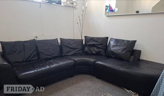 FREE Corner Leather Sofa  - available for collection in the Hanover area of Brighton