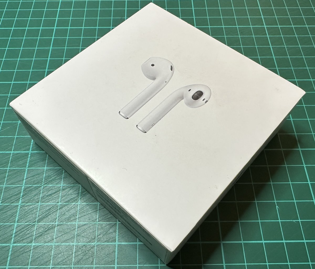 Apple AirPods 2nd Generation MV7N2ZM in Hastings