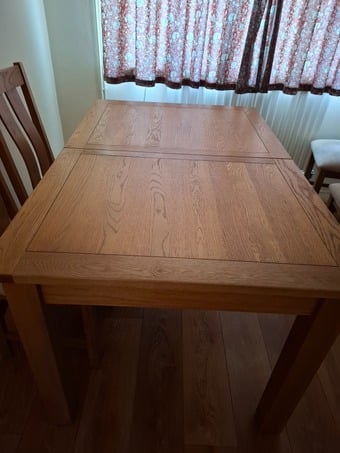 Solid oak dining table 