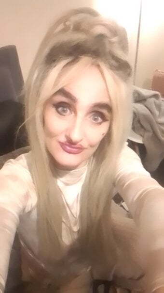 Miss Tiffany cherry 