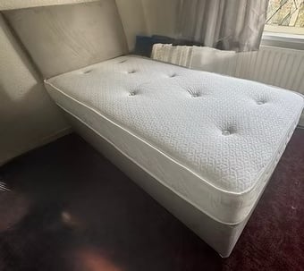 SINGLE - PINEMASTER MEMORY MATTRESS DIVAN BASE & HEADBOARD 