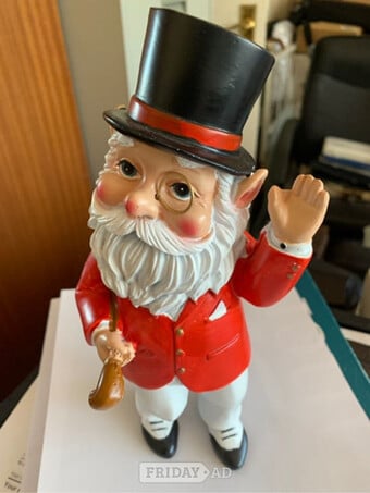 Dapper Gnome with Golf Club