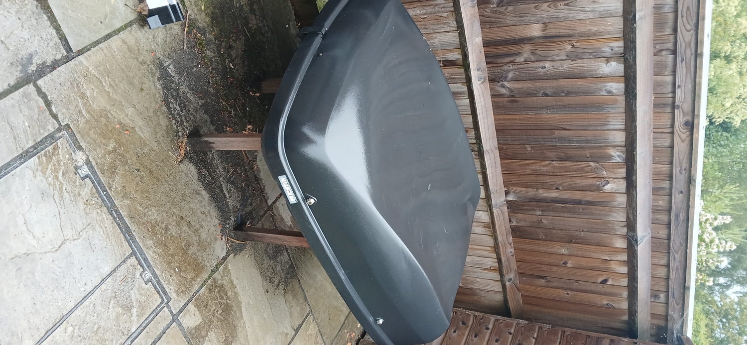 Uckfield Top Box and rails