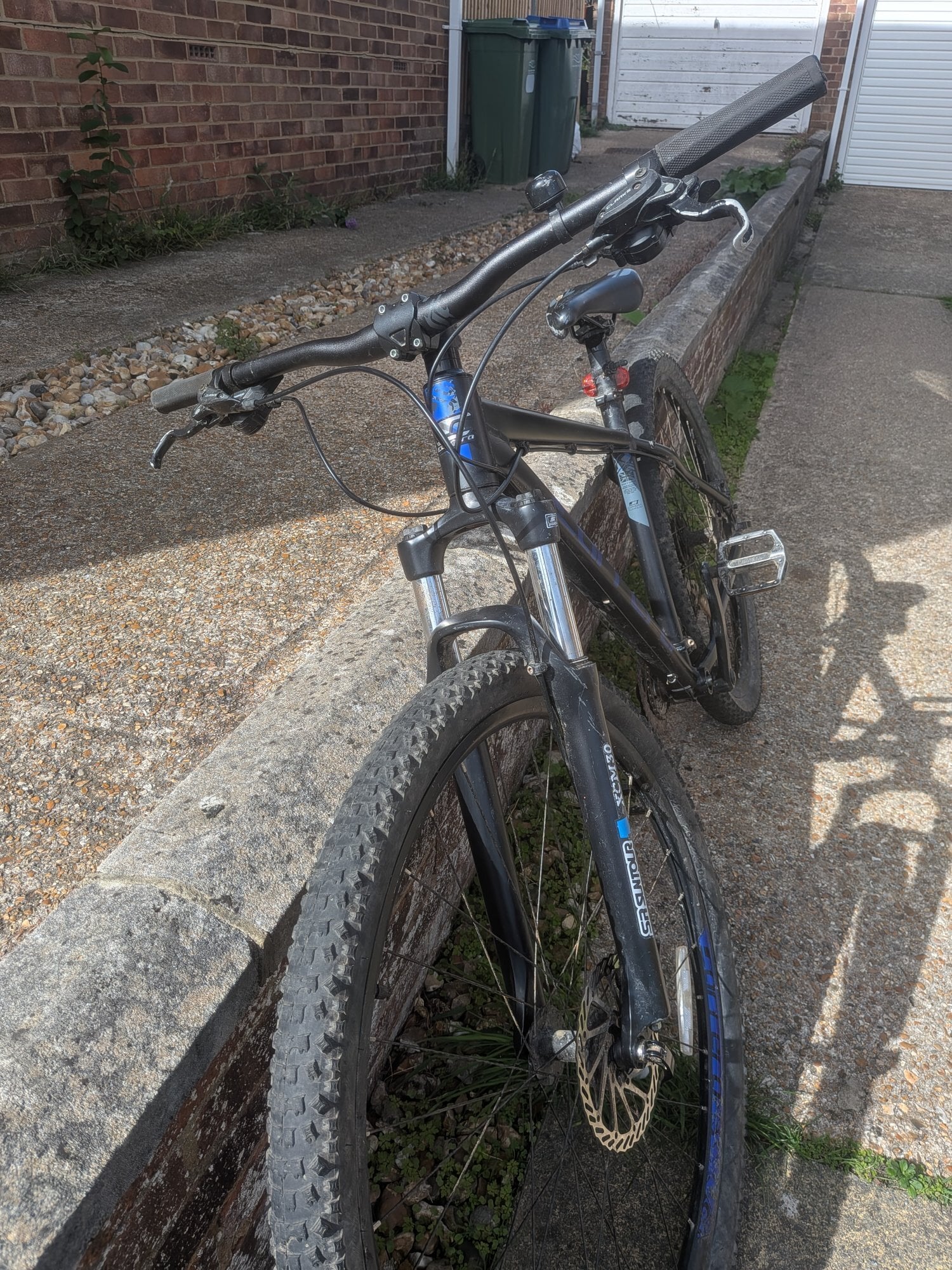 Carrera Hellcat adult bike - Bicycles