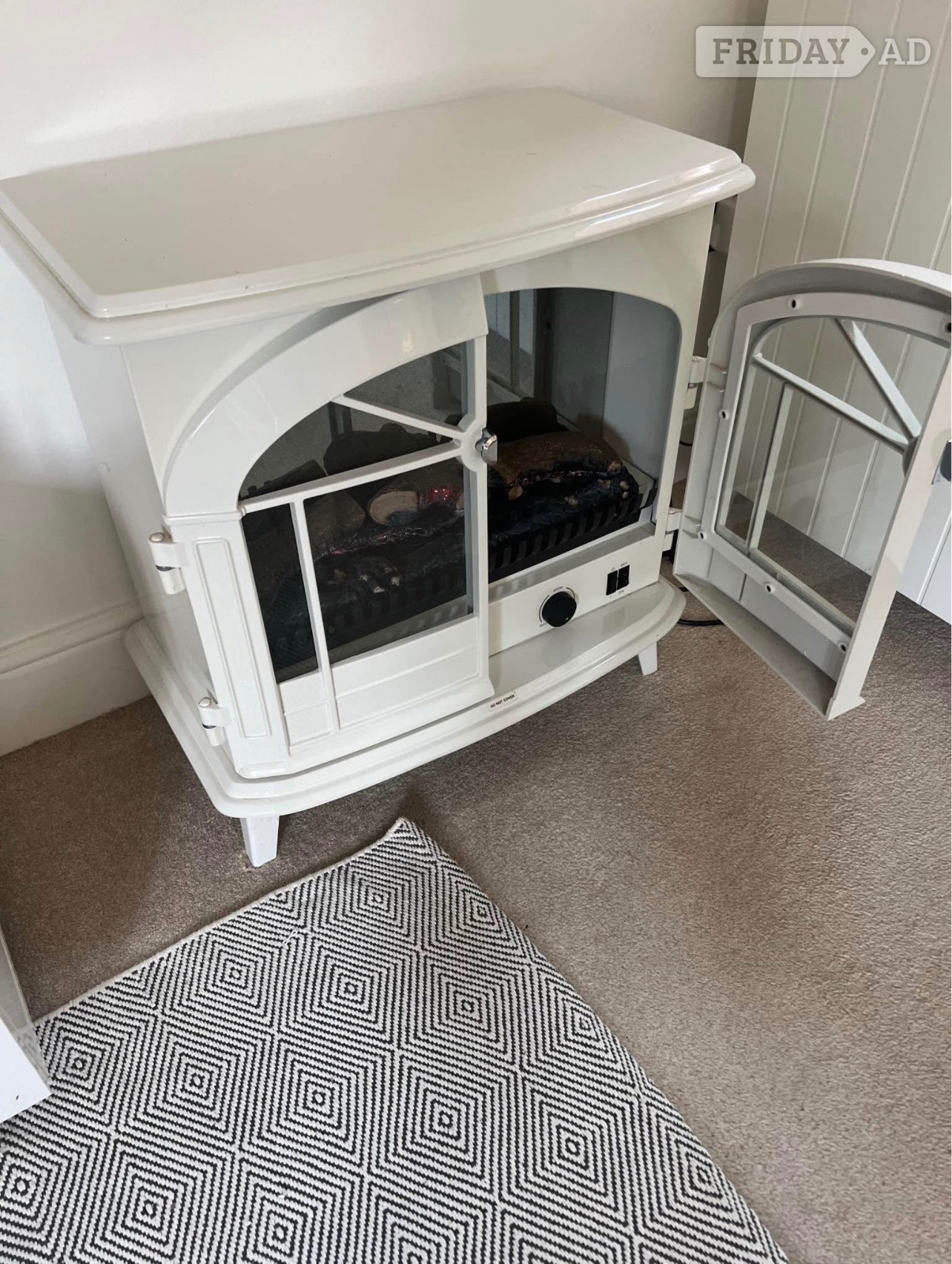 Crawley Freestanding Electric powered wood burner, 