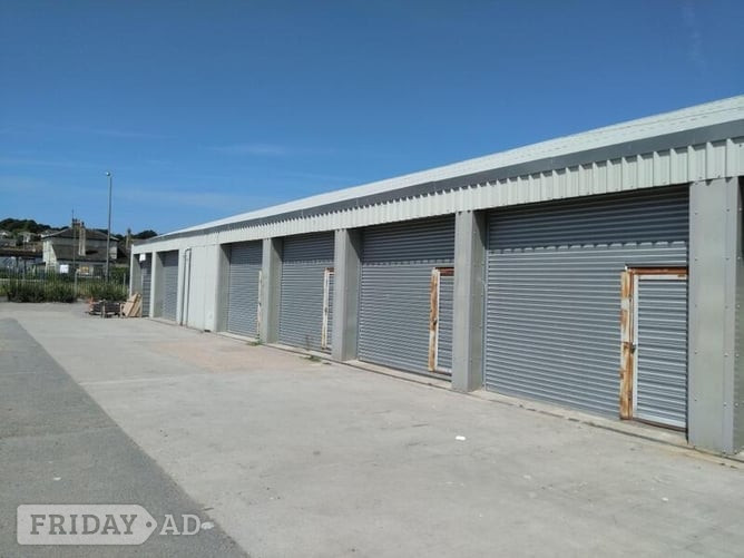 WORKSHOPS & STORAGE NEWHAVEN - Commercial Properties in Worthing
