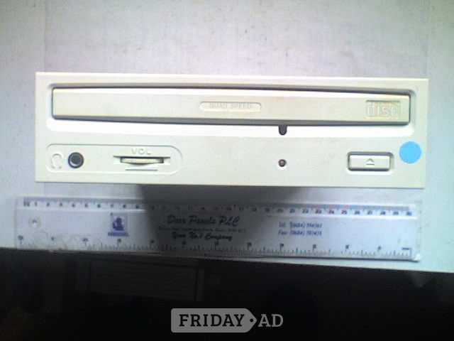 Waterlooville MITSUMI Model CRMC-FX400B , 4x CD-ROM IDE Internal 5 1/4in Disk D