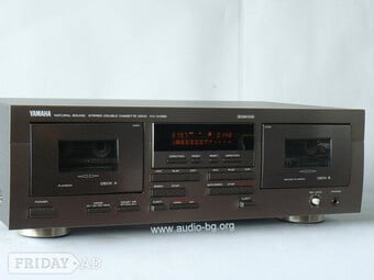Yamaha KX-W392 hi-fi double cassette deck.