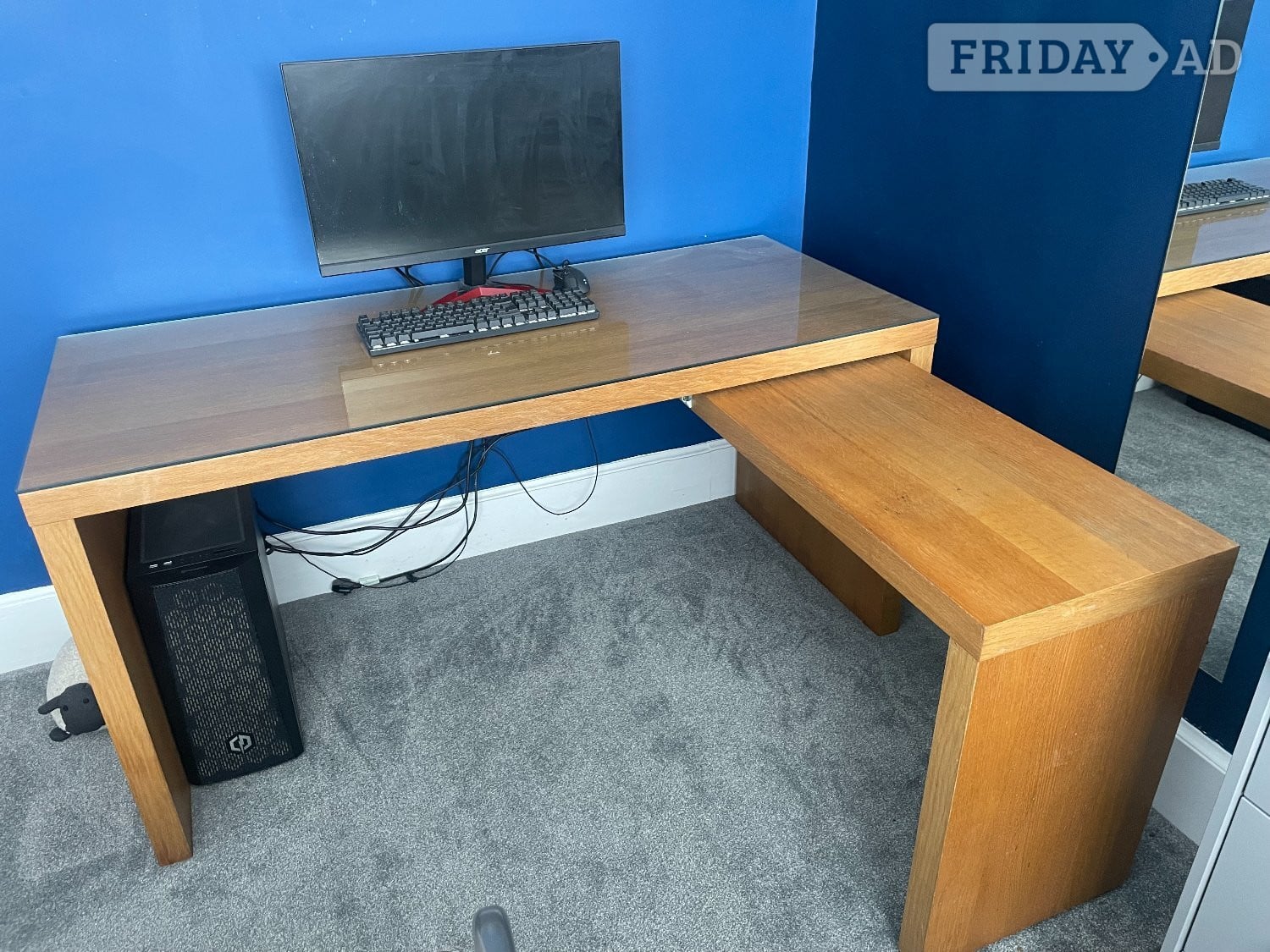 Solid Oak desk Ikea Jonas with glass top and additional pull out 