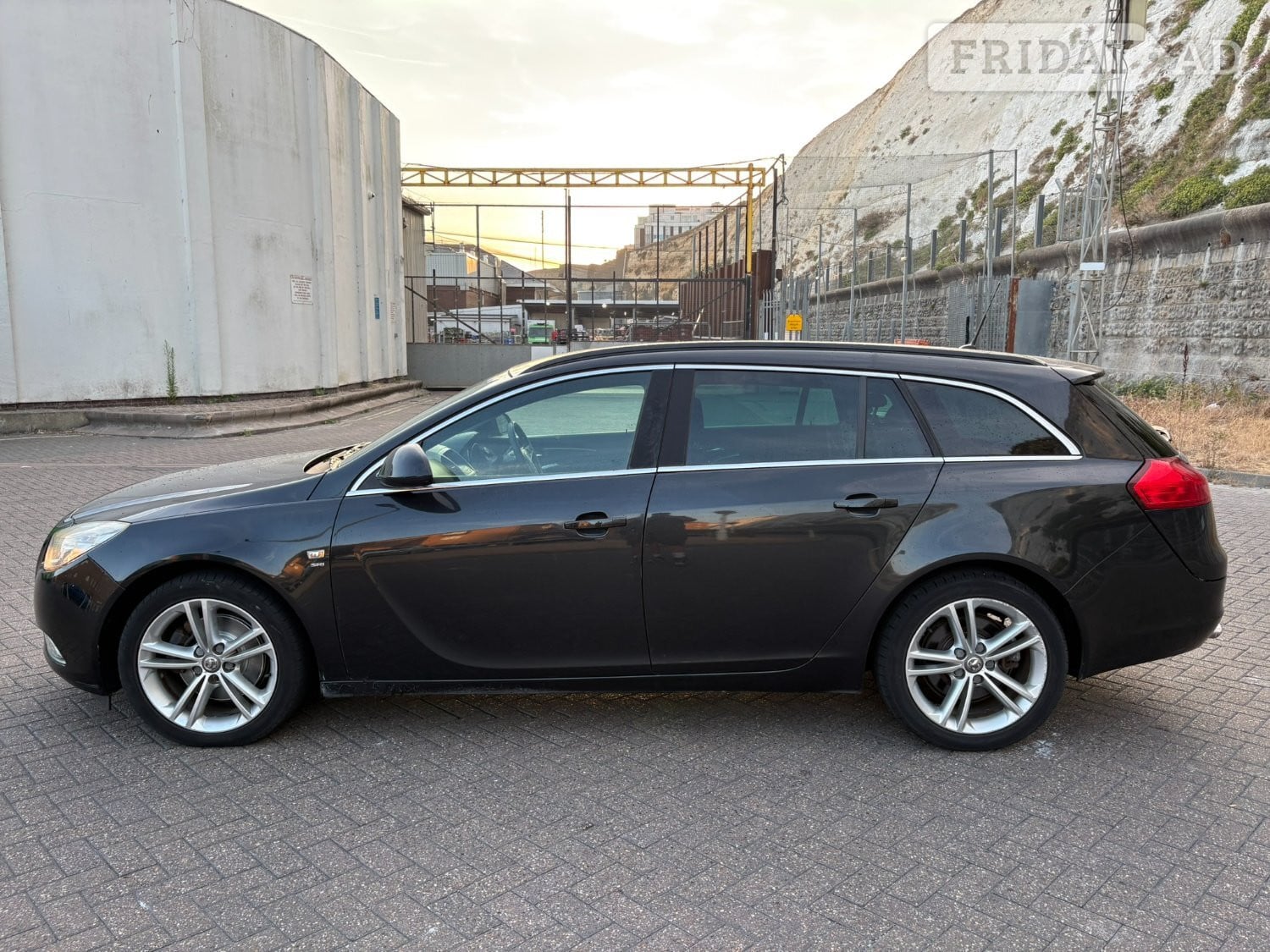 [ berth ]Vauxhall Insignia