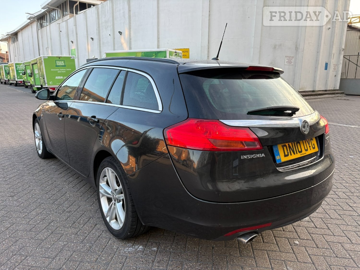 2010 Vauxhall Insignia SRi - New Years MOT - Estate - 2 Keys - Cars in Brighton