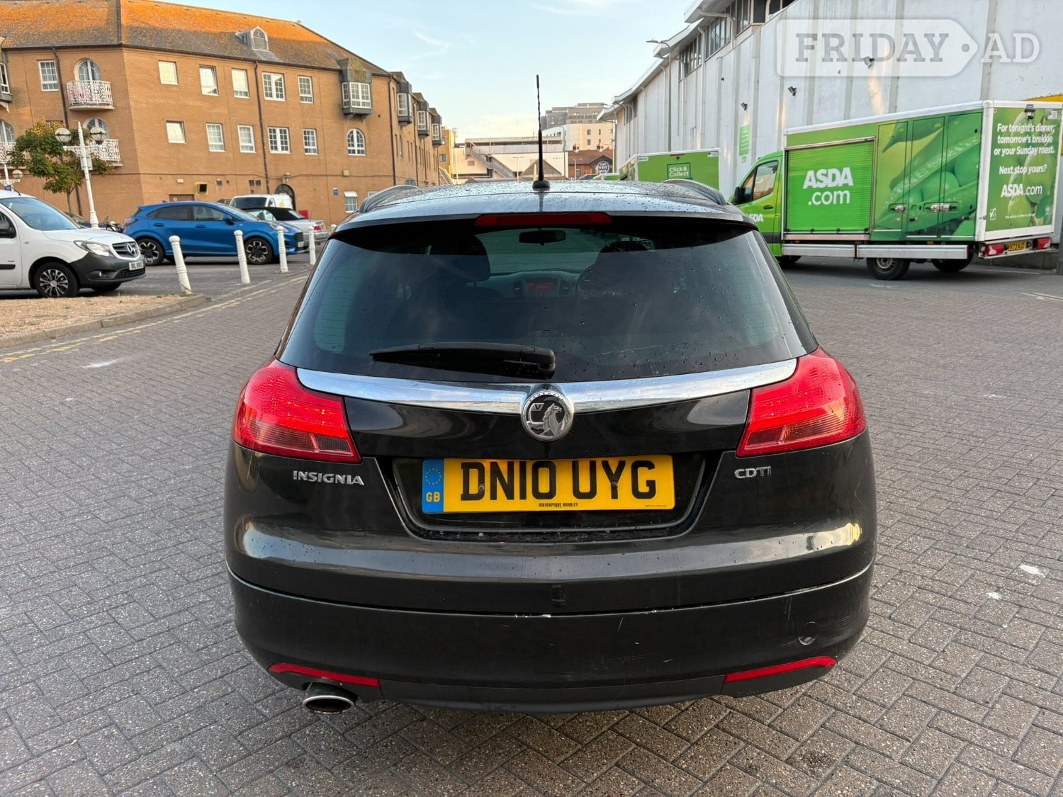 2010 Vauxhall Insignia SRi - New Years MOT - Estate - 2 Keys - Cars