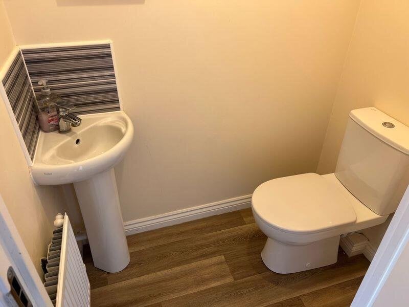 3 Bedroom semi-detached house for sale in Telford TF42GN - Houses & Bungalows